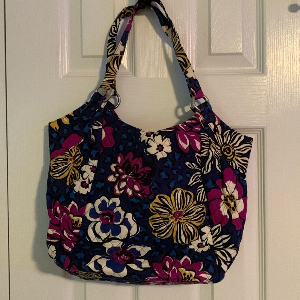 Vera Bradley Shoulder Bag ⭐️*New*⭐️ SALE!!!! $25 🤩
